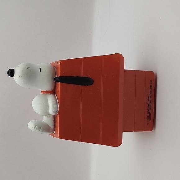 Vintage Snoopy Check Party Mix and Peanuts Bank - Picture 2 of 8